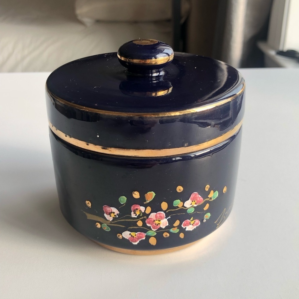 Dipinto Deruta Blue & Gold Floral Porcelain Round Covered Box